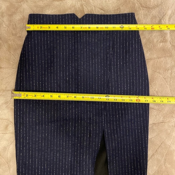 Suistudio navy pinstripe pencil skirt with asymmetrical hem. - Picture 9 of 9